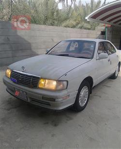 تۆیۆتا کراون